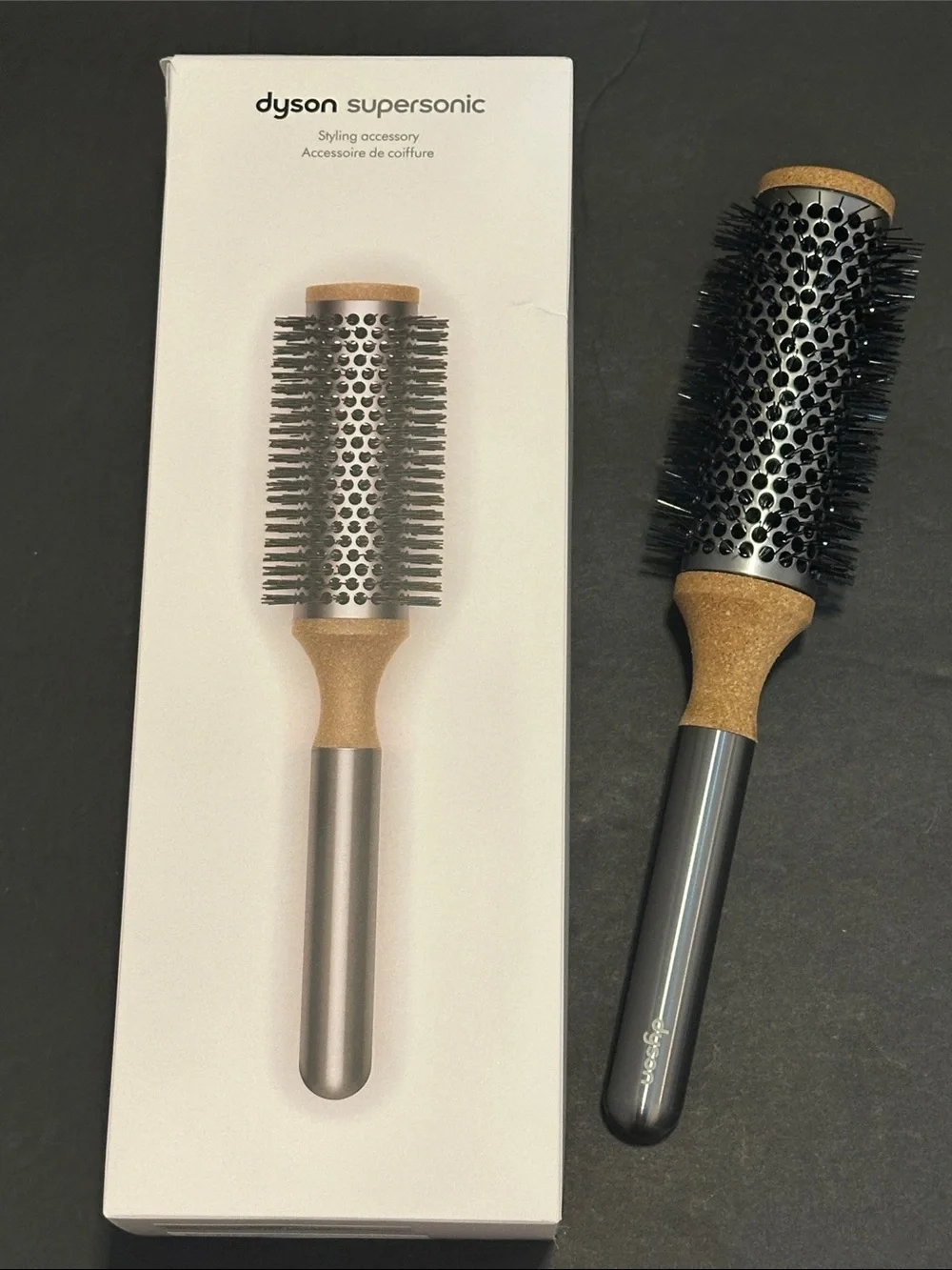New Genuine Dyson Supersonic 35mm Vented Barrel Round Hair Brush in Box